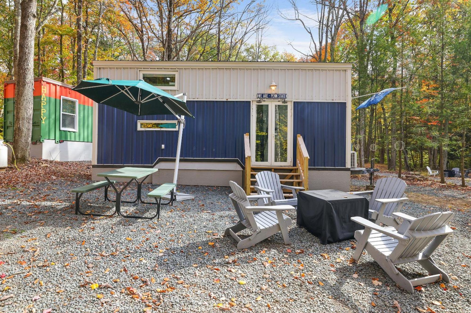 Camptel Poconos Lodging Albrightsville Exterior photo