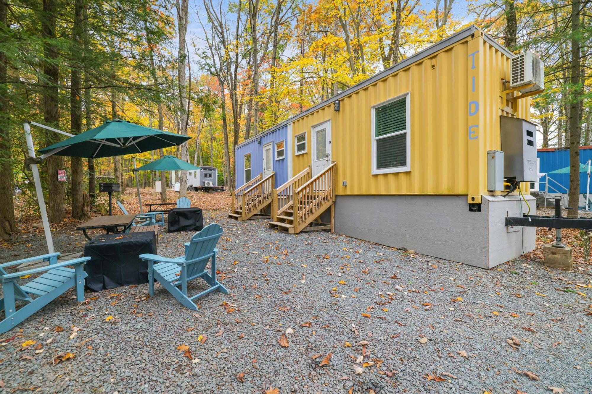 Camptel Poconos Lodging Albrightsville Exterior photo